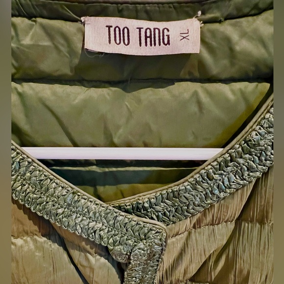 TOO TANG - Puffer Coat in Crisp Army Green - Picture 3 of 5
